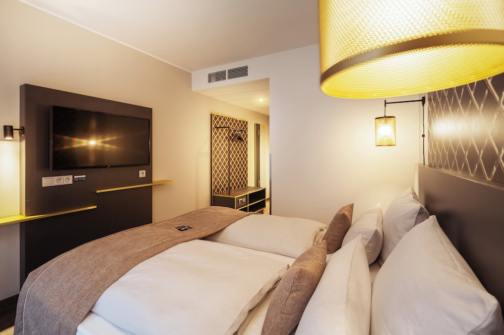 Holiday Inn - the niu, Mesh Stuttgart Messe by IHG - Photo 4