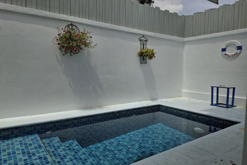 Deva Casa by the Pool - Photo 12