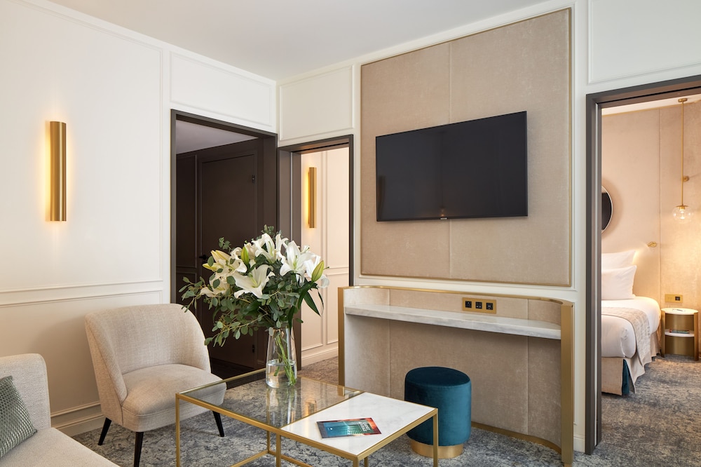 Suite photo 1
