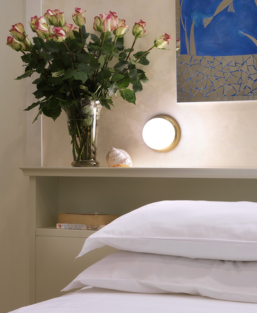 Standard Double or Twin Room, Annex Building - Photo 1