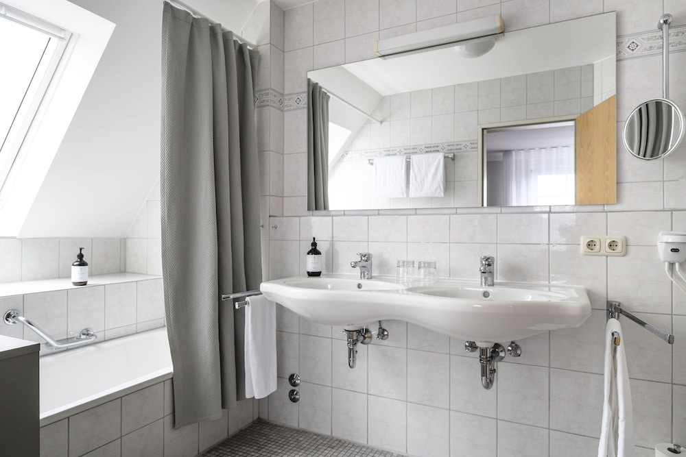 Traditional Double Room - Photo 8