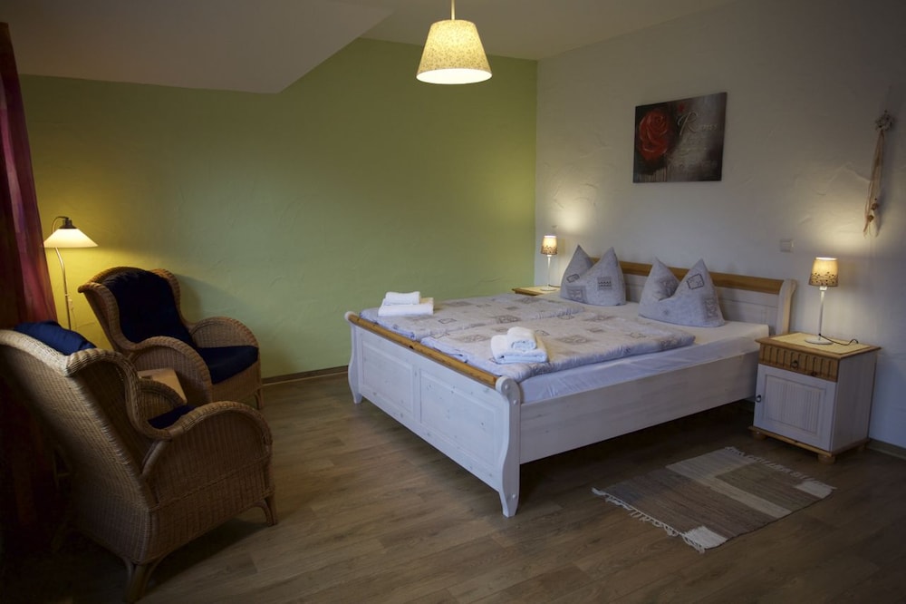 Basic Double Room (Zimmer Nr.7) photo 2
