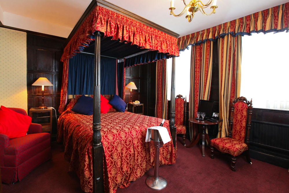 Superior Double Room, Ensuite, City View (Victoria Room 4 Poster) photo 2