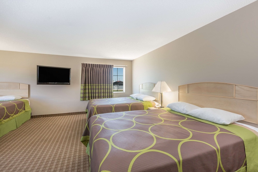 Suite, Multiple Beds, Non Smoking photo 1
