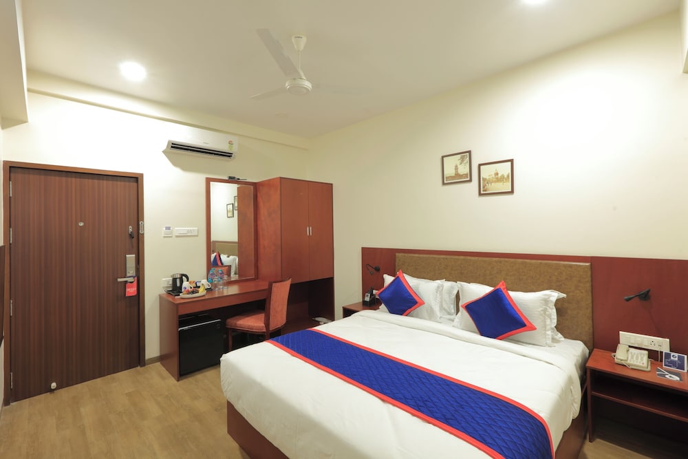Superior King Room - Photo 4