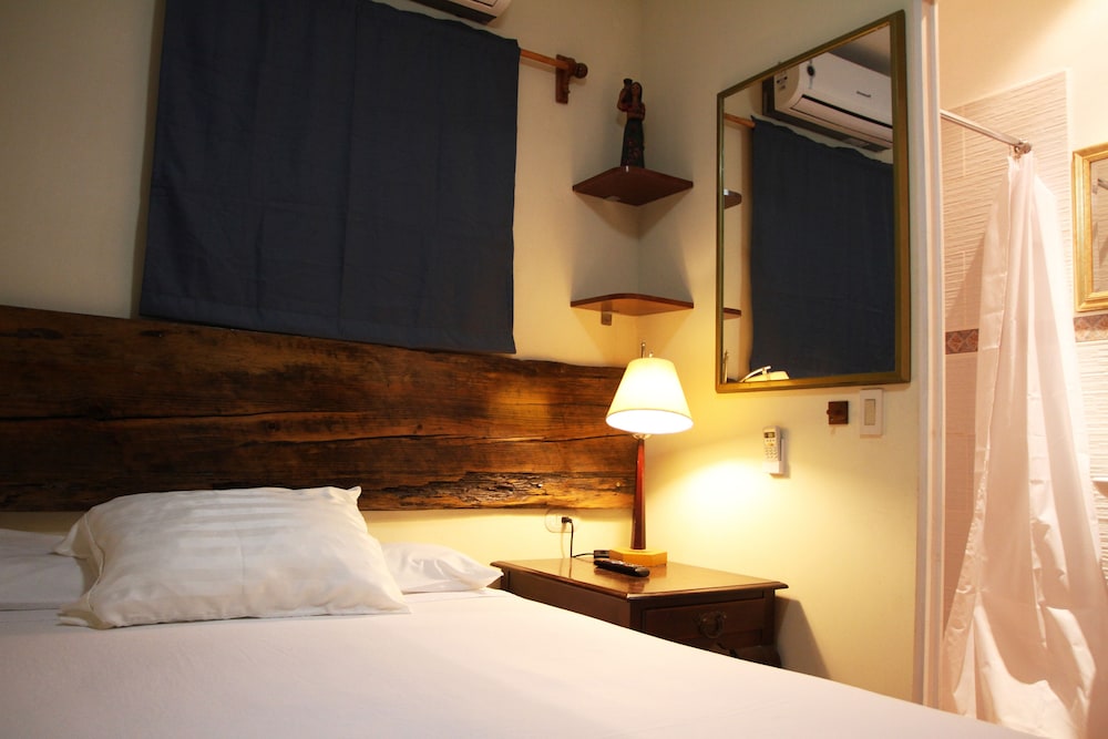 Small Room photo 1