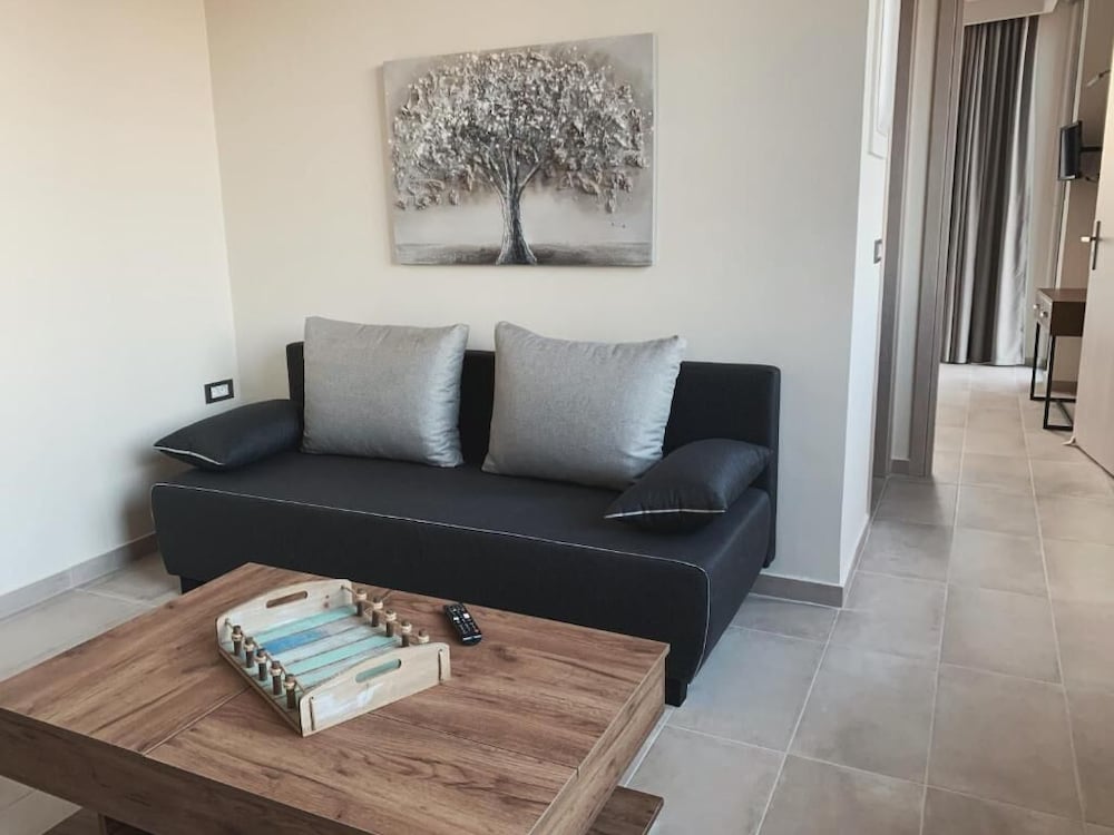 Panoramic Apartment photo 2