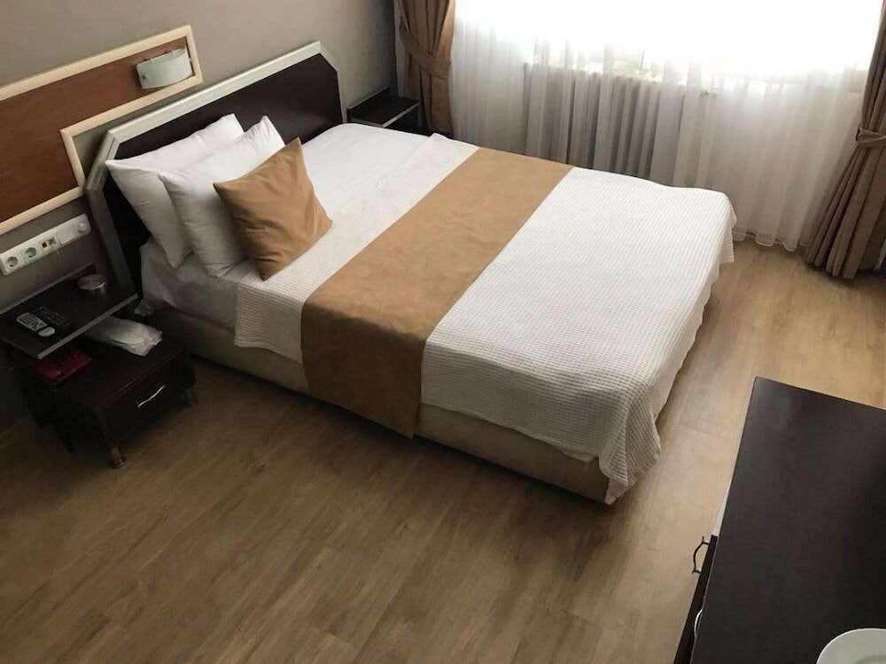 Standard Room photo 2