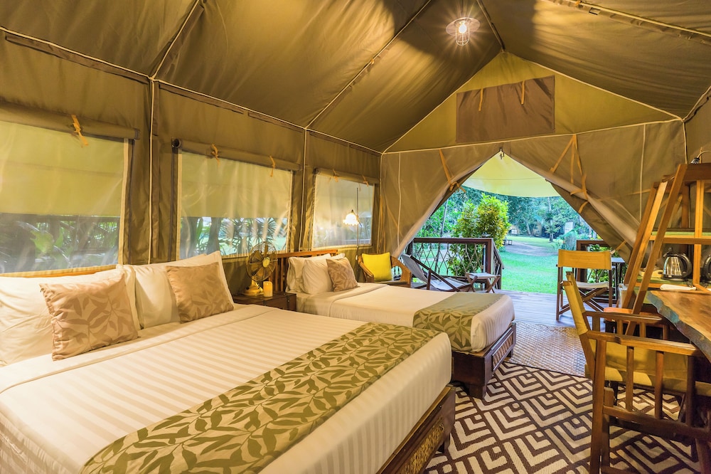 Deluxe Tent Triple (Dinner + Breakfast) - Photo 6