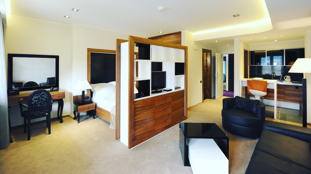 Comfort Studio (Marble Lounge)