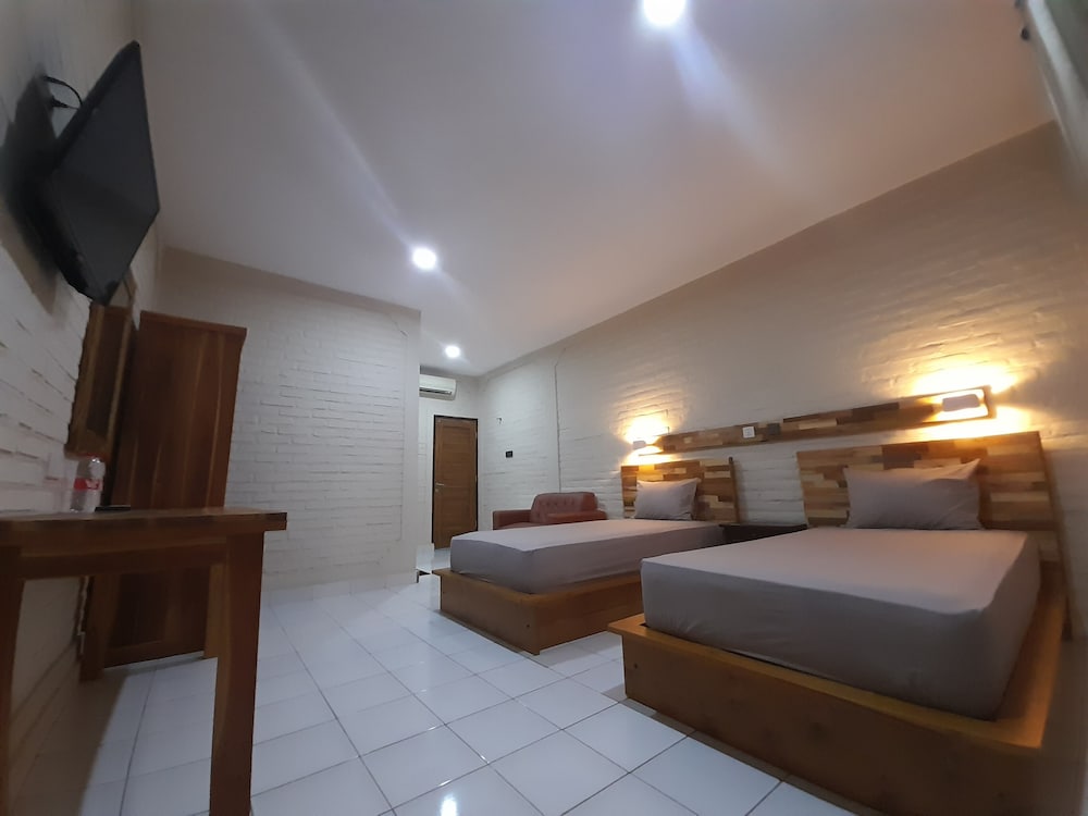 Standard Double or Twin Room - Photo 3