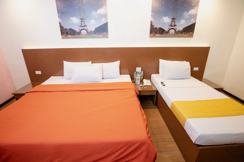 Euro suite two - Photo 2