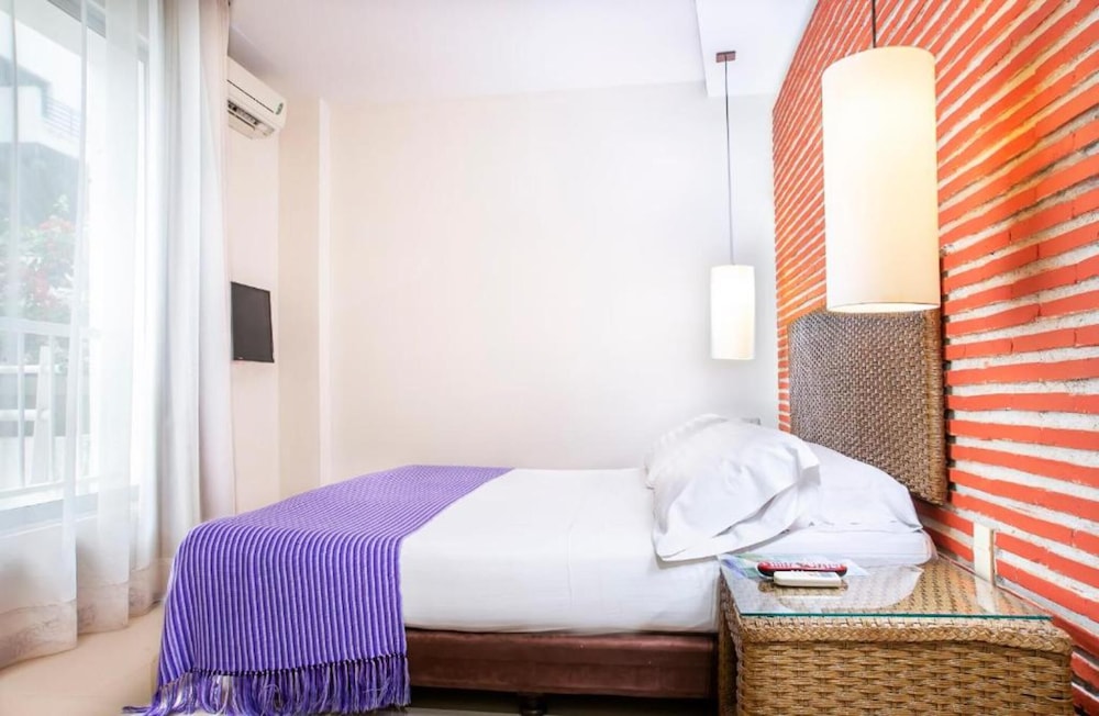 Standard Double Room - Photo 2