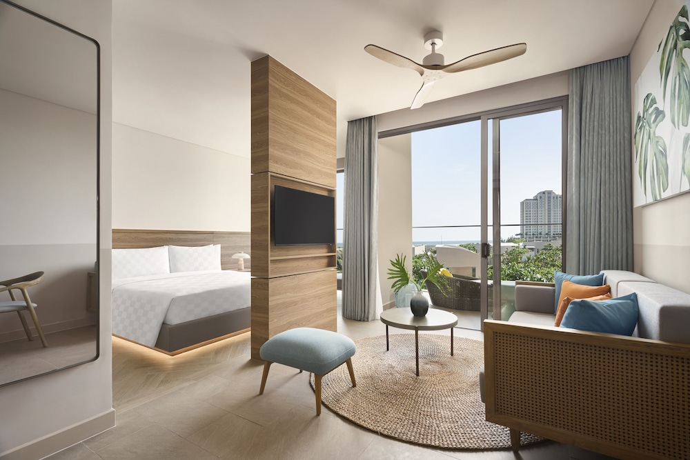 1 Bedroom Balcony Residences - Photo 5