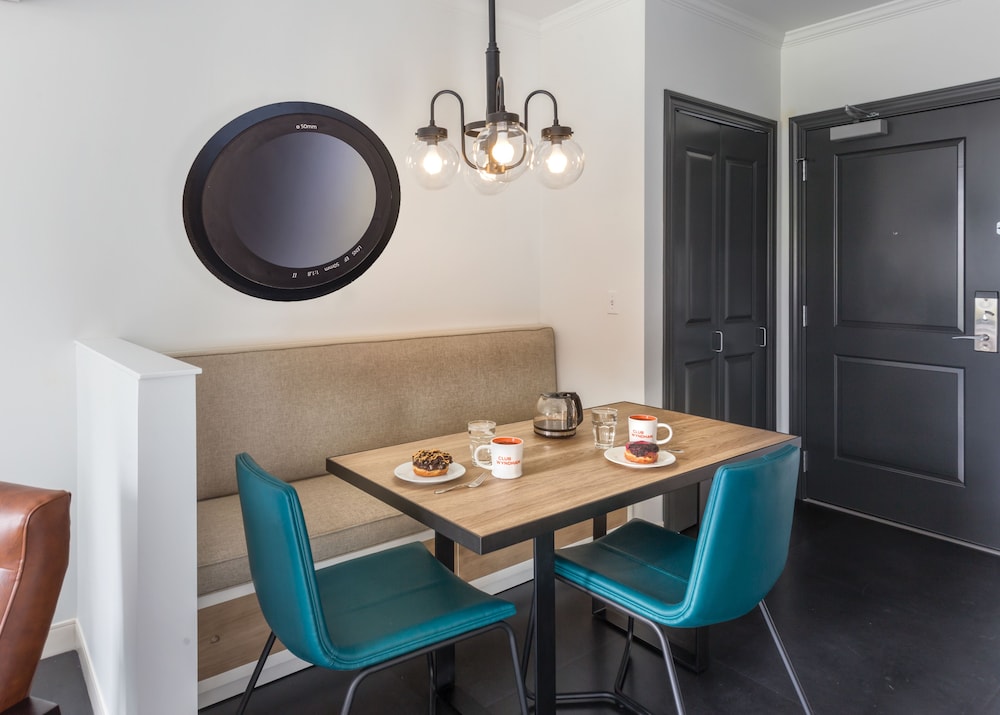 Penthouse, 1 King Bed with Sofa bed, Kitchen (1 Bedroom)
