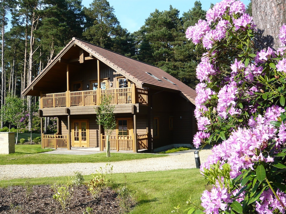 Signature Chalet, 3 Bedrooms, Sauna, Resort View photo 1
