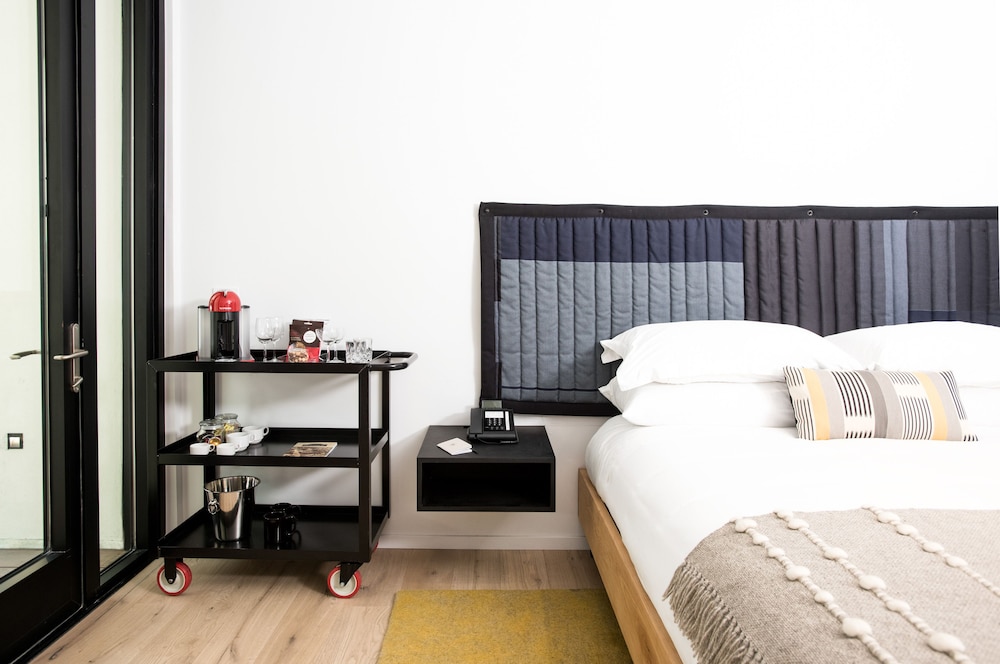 Room, 2 Queen Beds photo 3