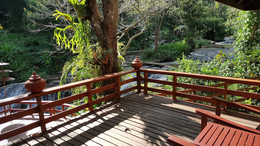 Waterfall view Lanna Cottage - Photo 4