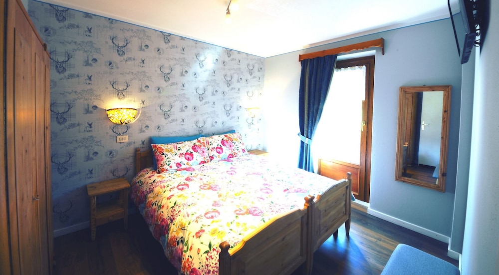 Standard Apartment, Balcony, Mountain View (2 Beds)