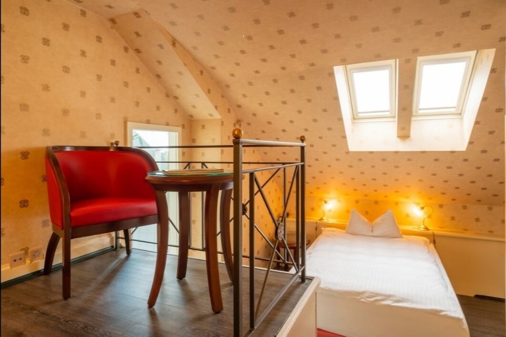 Basic Double or Twin Room