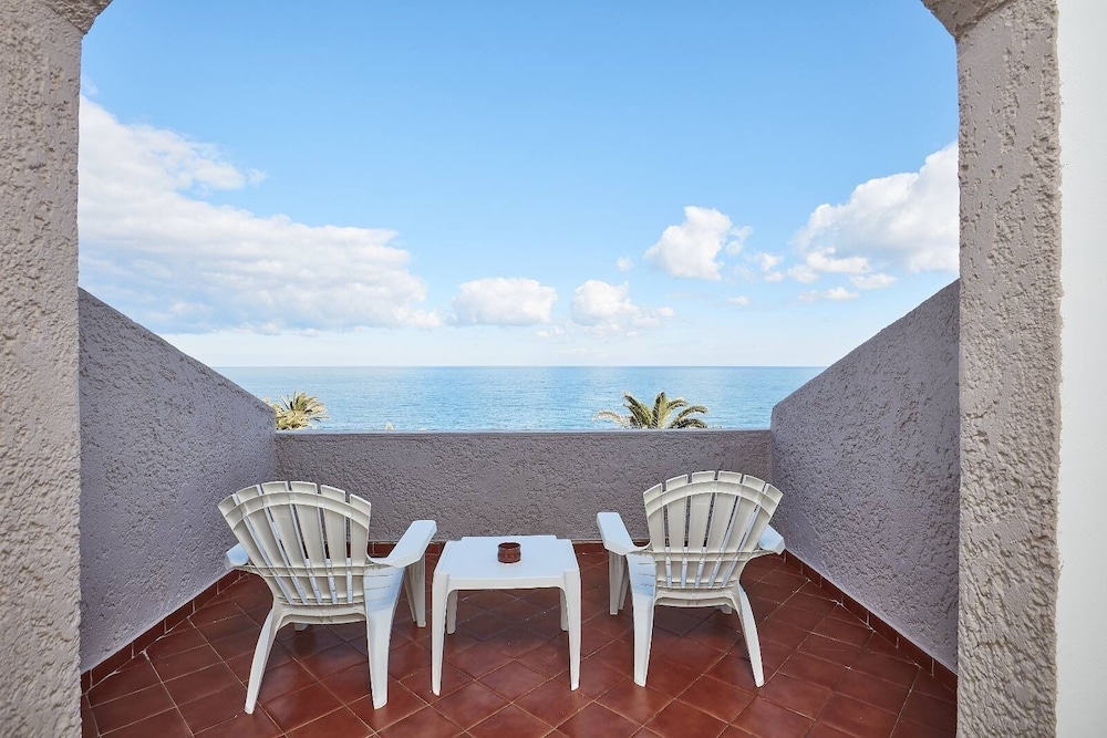 Basic Double Room, Sea View photo 2