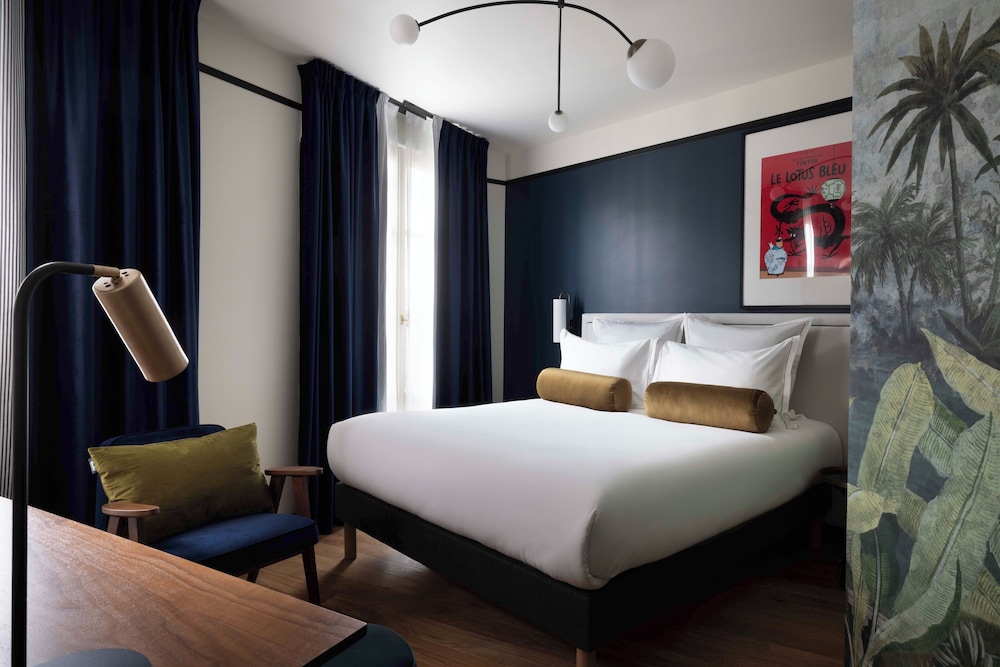 Family Suite, City View
