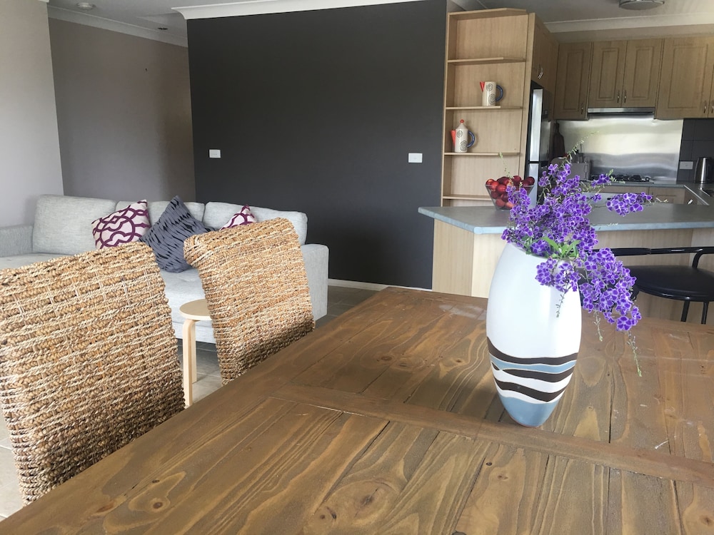 Three Bedroom House photo 2