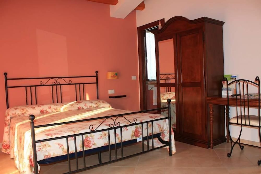 Family Double Or Twin Room, 1 Bedroom, Garden View photo 1