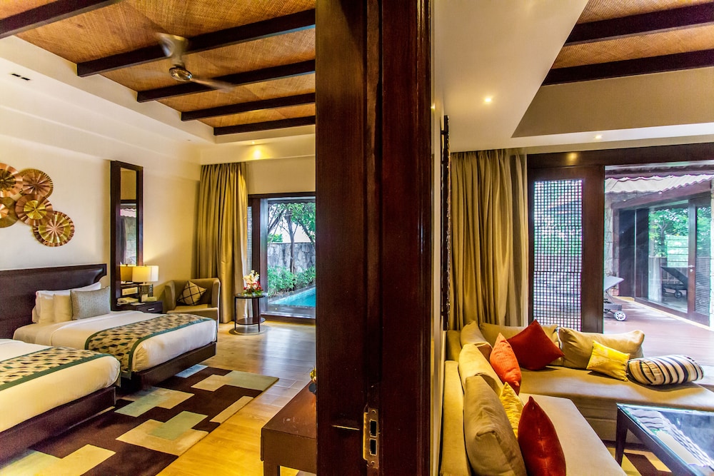 Presidential Villa, 3 Bedrooms, Mountain View, Garden Area