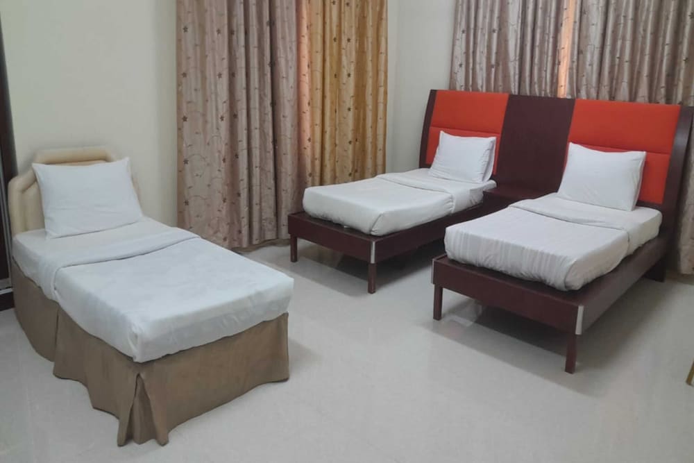 Deluxe Triple Room photo 3