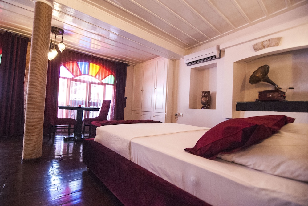 Deluxe Double Room photo 3