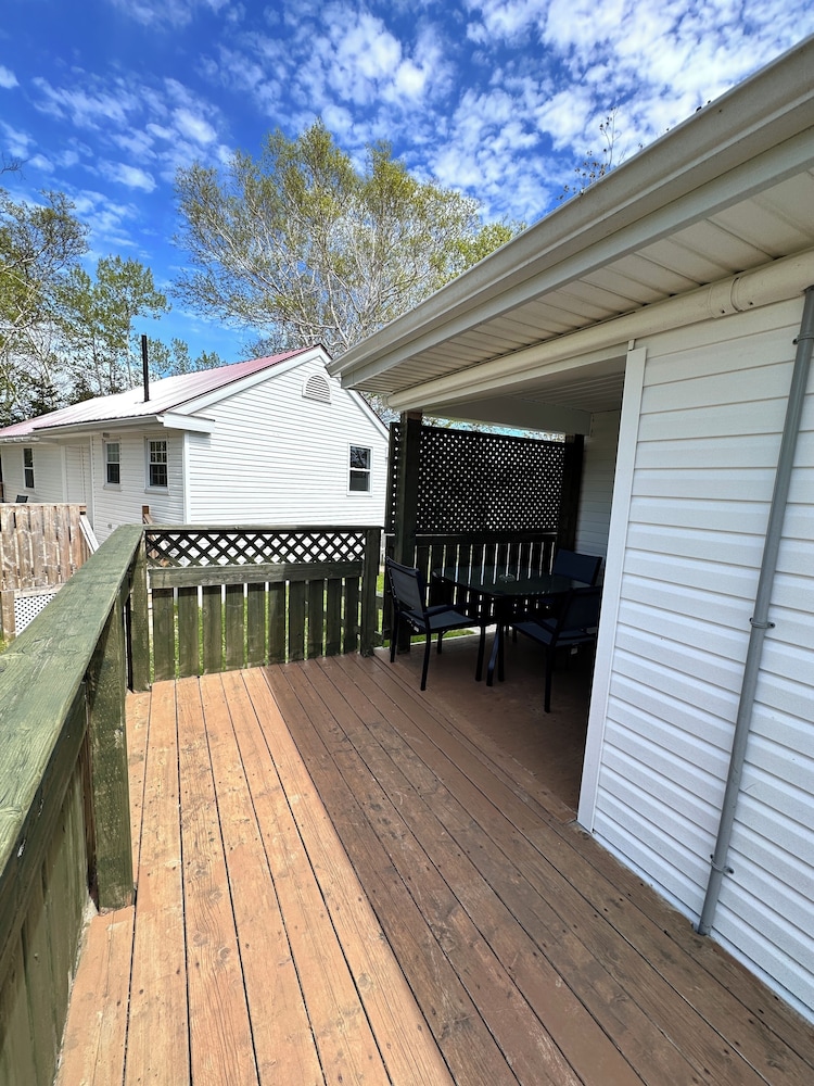 Standard Cabin, 2 Bedrooms