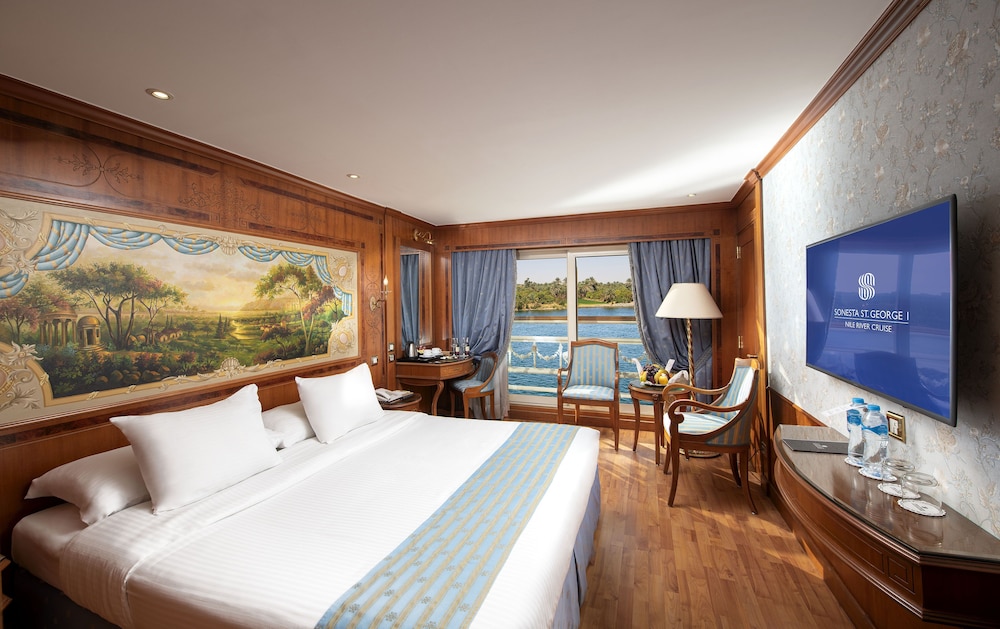 Deluxe Cabin photo 2