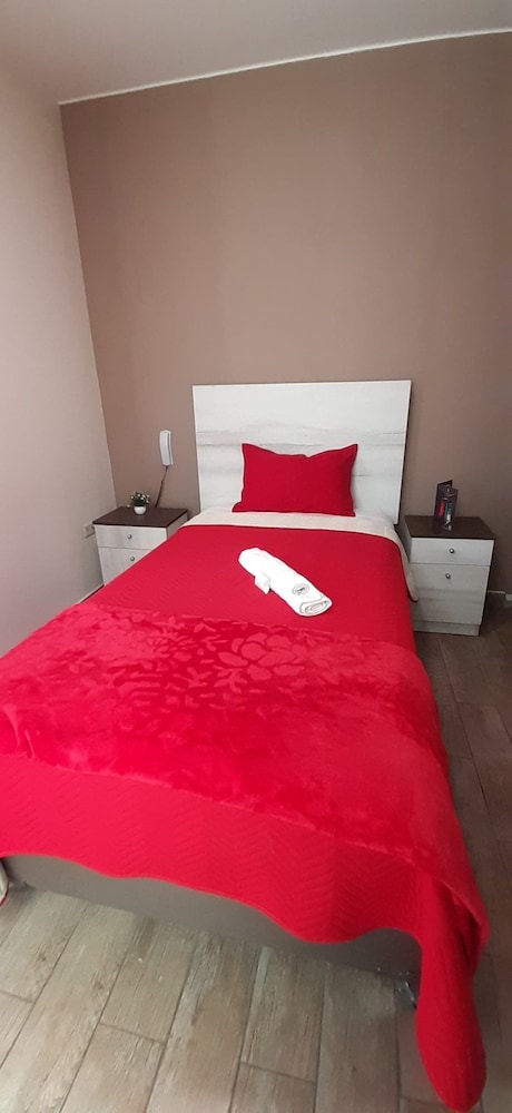 Basic Single Room photo 2