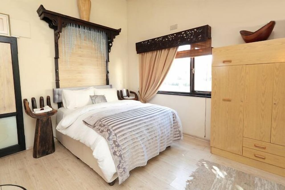 Loft Self Cater Suite photo 1