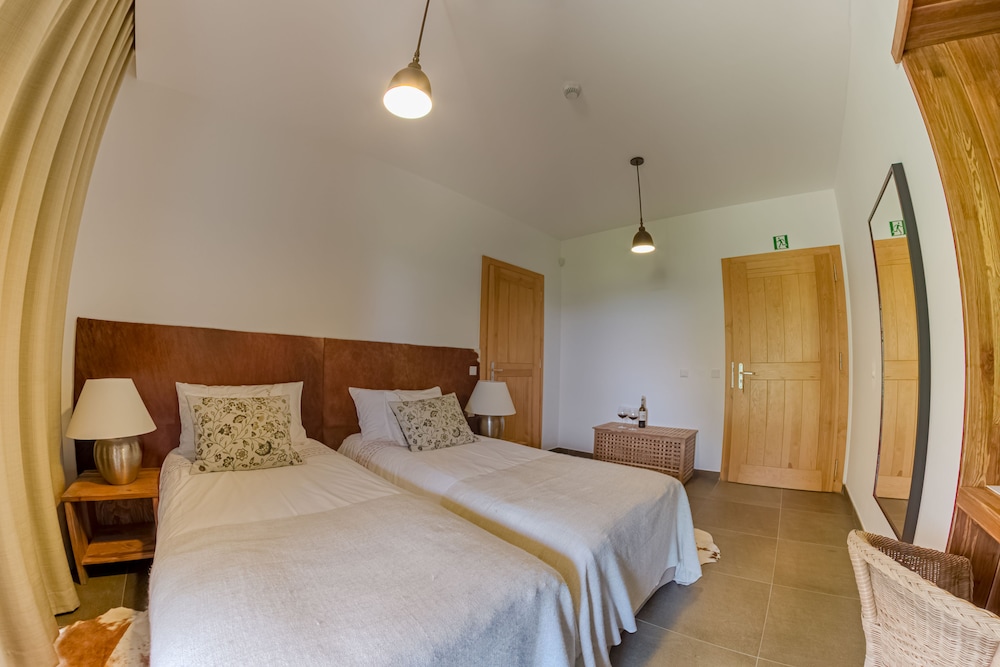 Standard Double Room (Hotel) - Photo 2