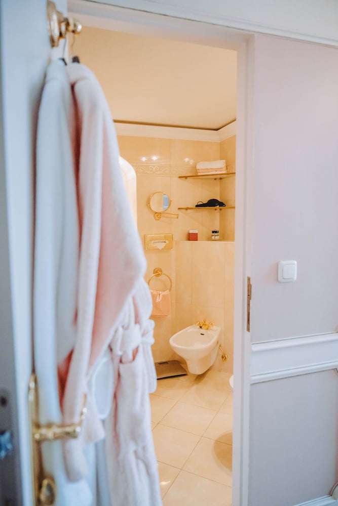 Classic Suite (Country View) photo 3