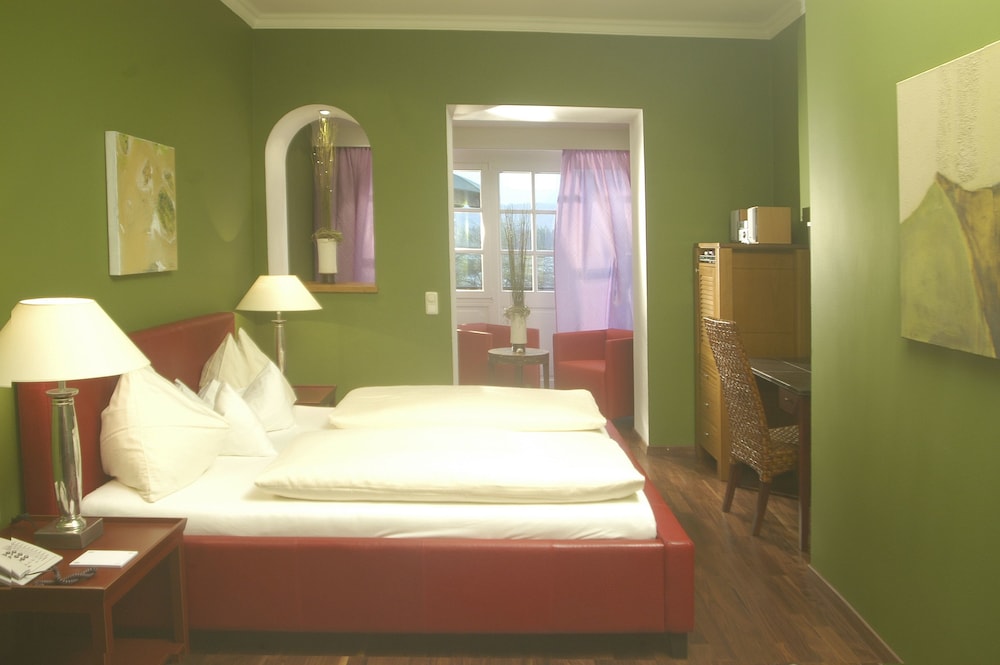 Deluxe Double Room, Lake View photo 3