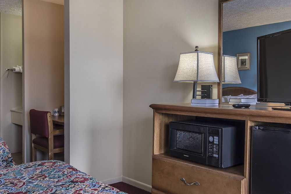 Standard Room, 2 Double Beds, Non Smoking photo 1