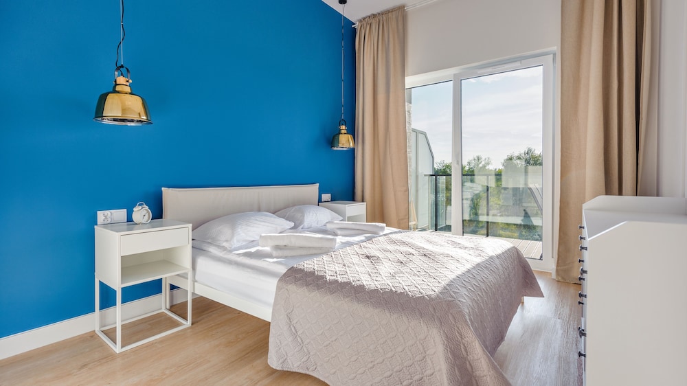 Apartment (33E) photo 2