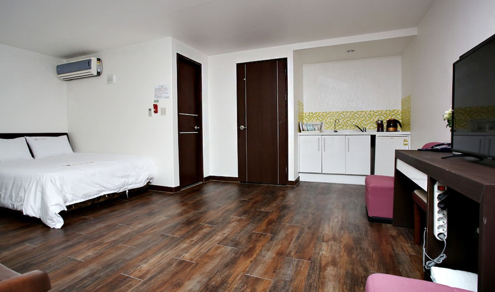 Deluxe Twin Room photo 2