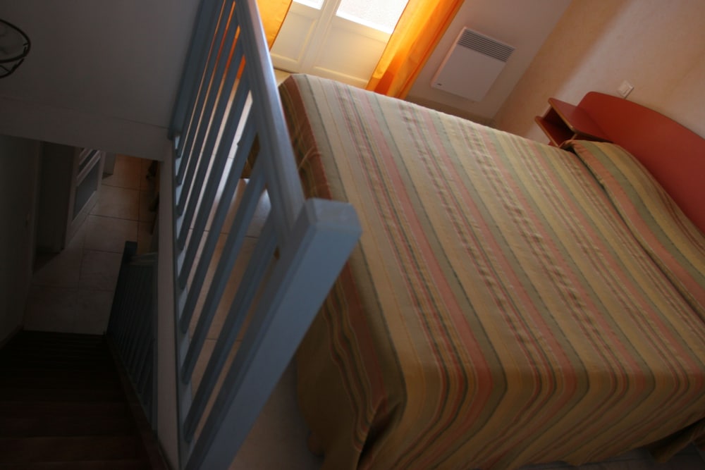 Apartment, 2 Bedrooms, Ensuite photo 2