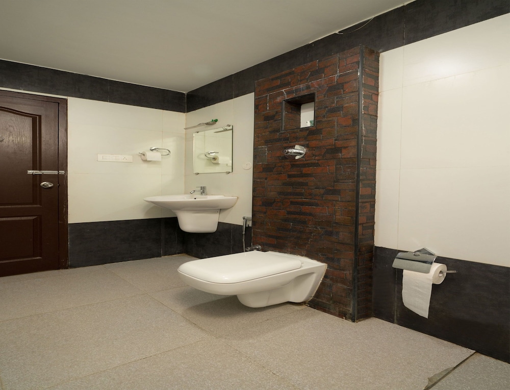 Double Or Twin Room photo 2