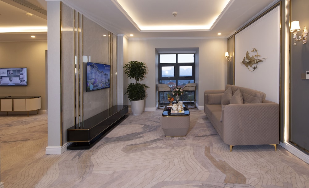 Grand Suite - Photo 7
