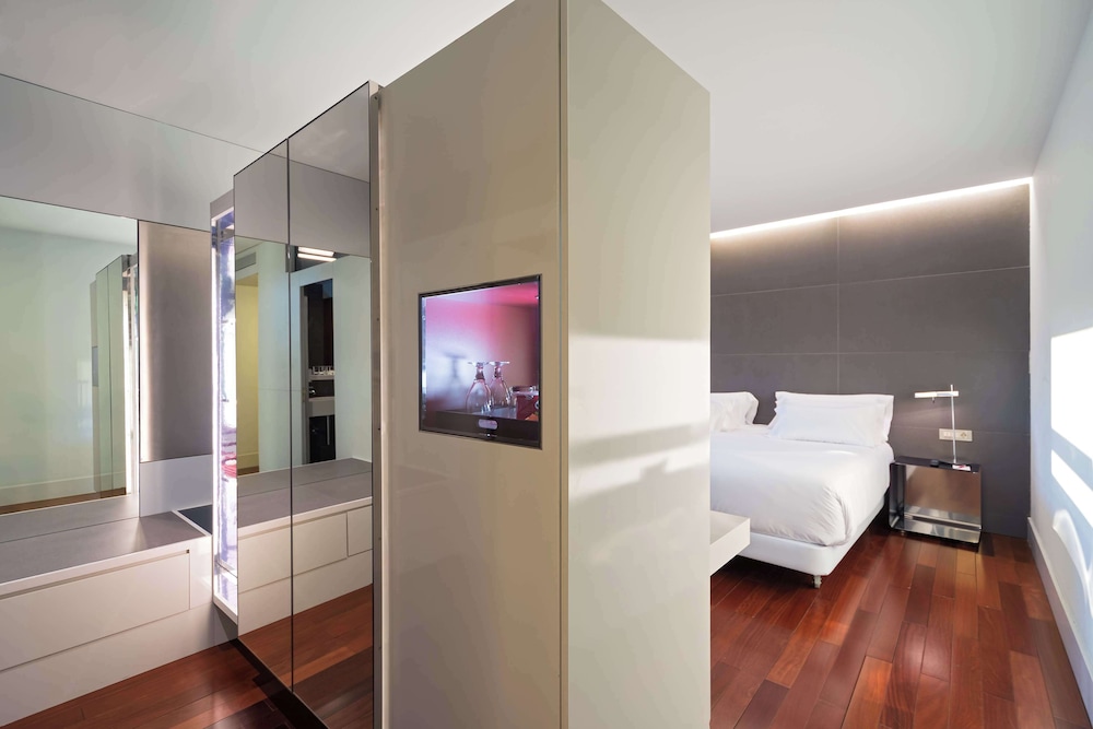 Junior Double Room