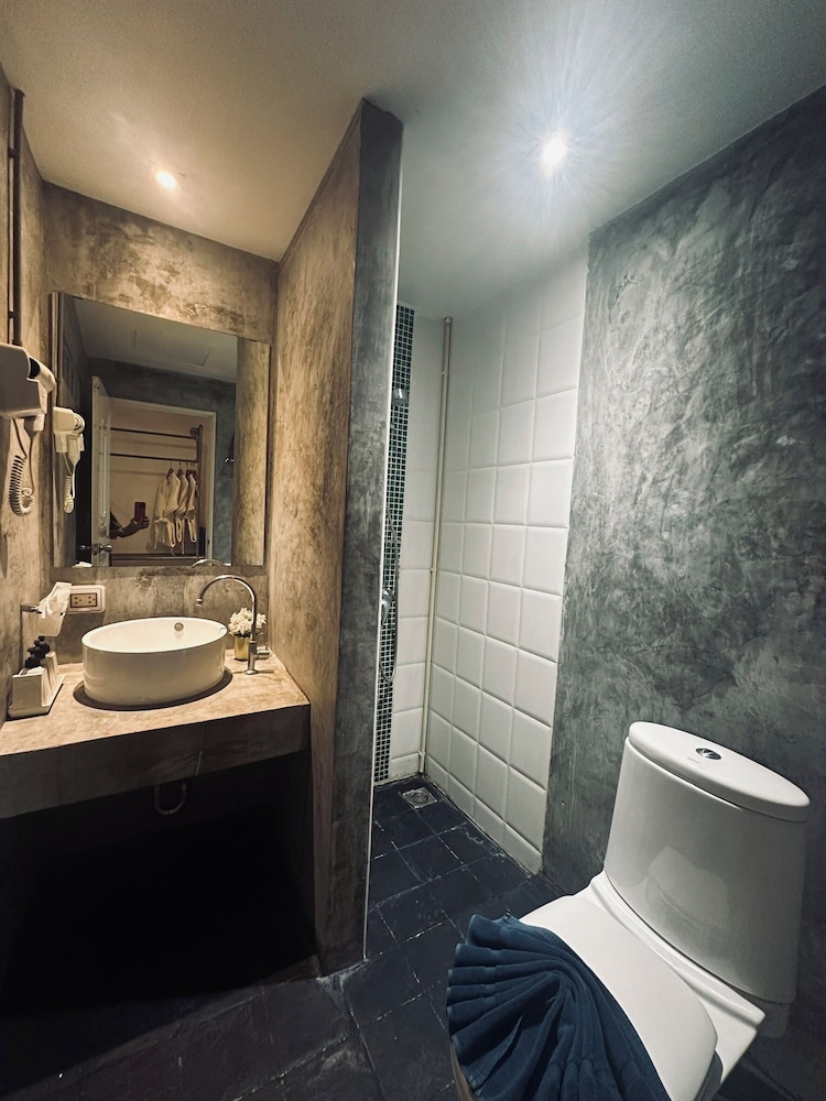Standard Triple Room - Photo 5