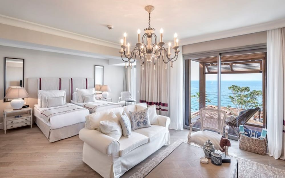 Deluxe Room, Balcony, Sea View photo 2