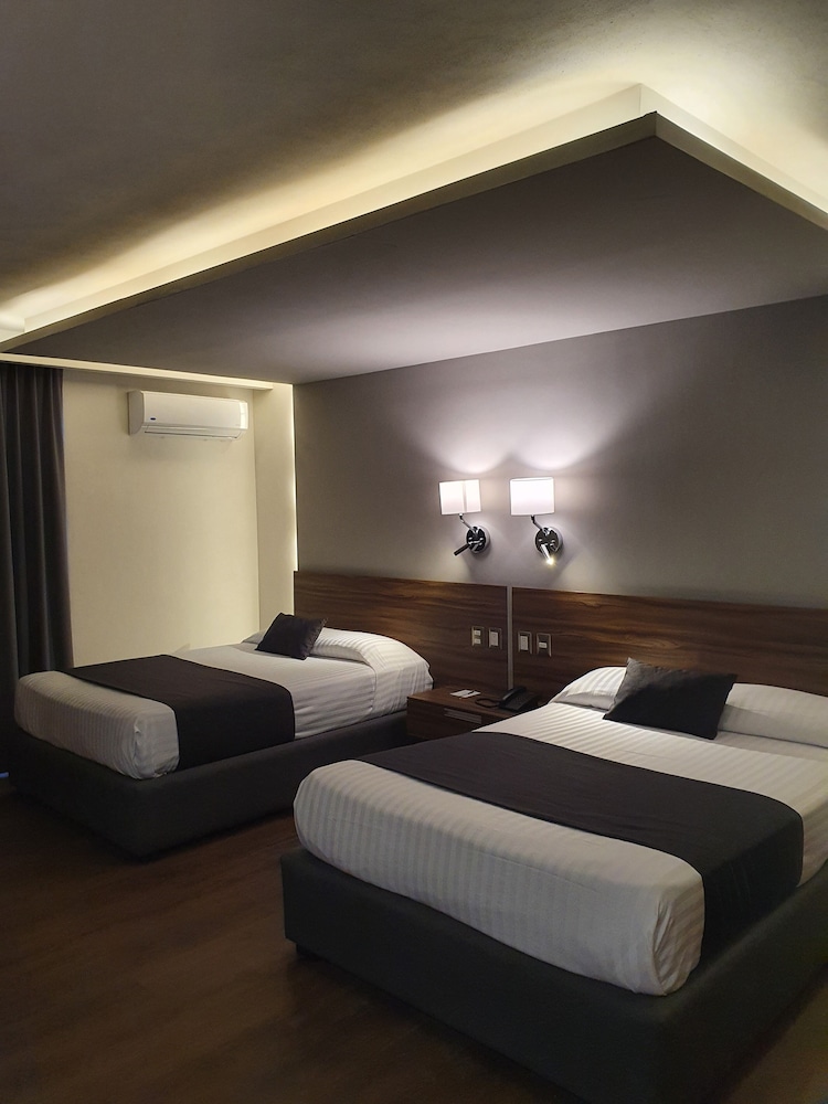 Double Room, 2 Double Beds photo 3