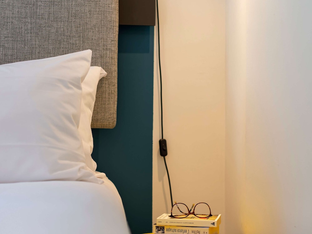 Standard Room, 2 Twin Beds - Photo 6