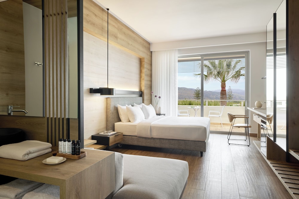 Classic Room, City View